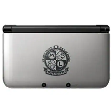 ニンテンドー3DSLL本体 マリオシルバー SPRSVLABの商品画像